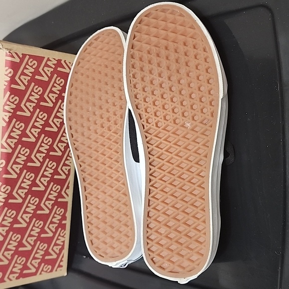 Rainbow rose vans - Picture 3 of 4